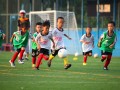 小孩穿足球球衣合适吗男孩，小孩穿足球球衣合适吗男孩还是女孩